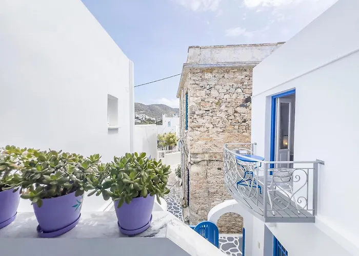 Barbara Apartment Katapola